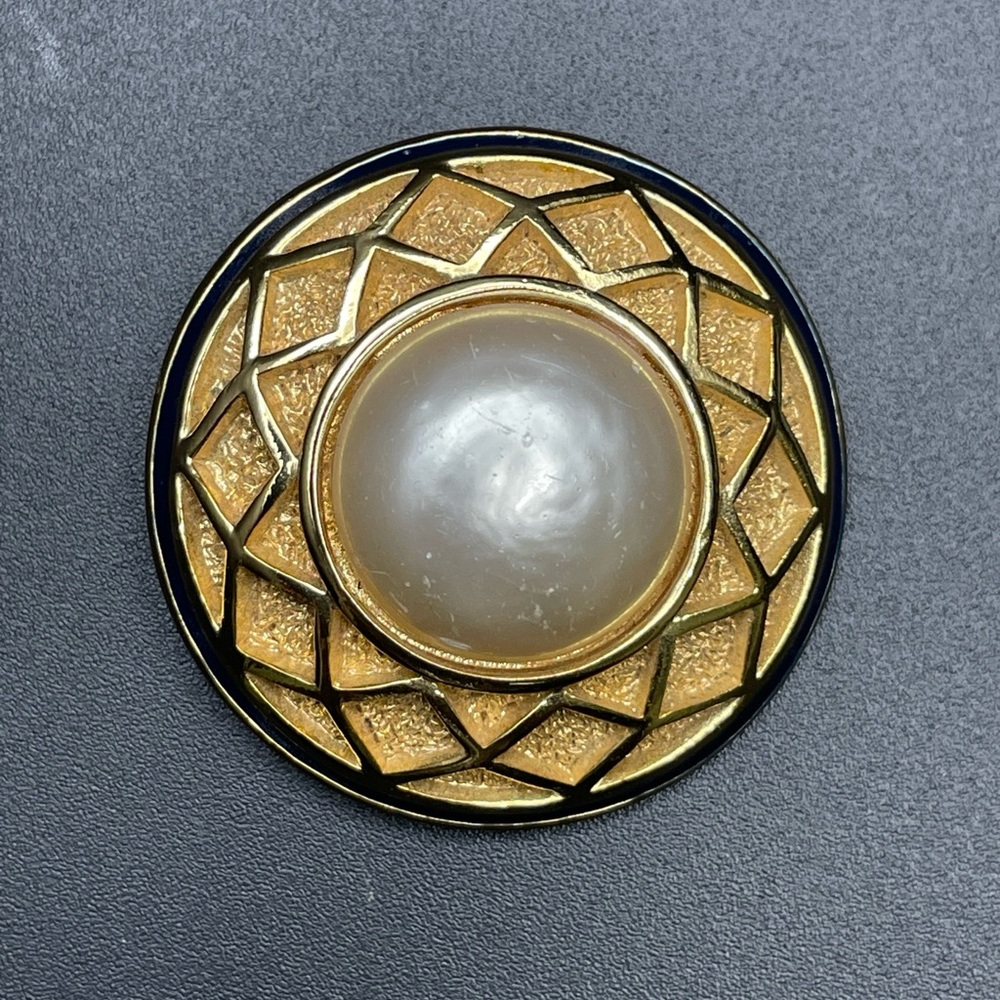 Brooches And More share show - Picture 4 of 5